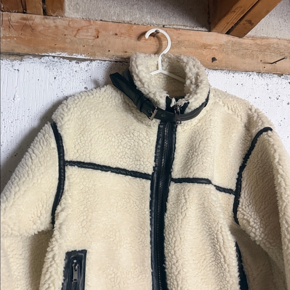 Cozy Cream and Black Teddy Jacket, S - Picture 12 of 16